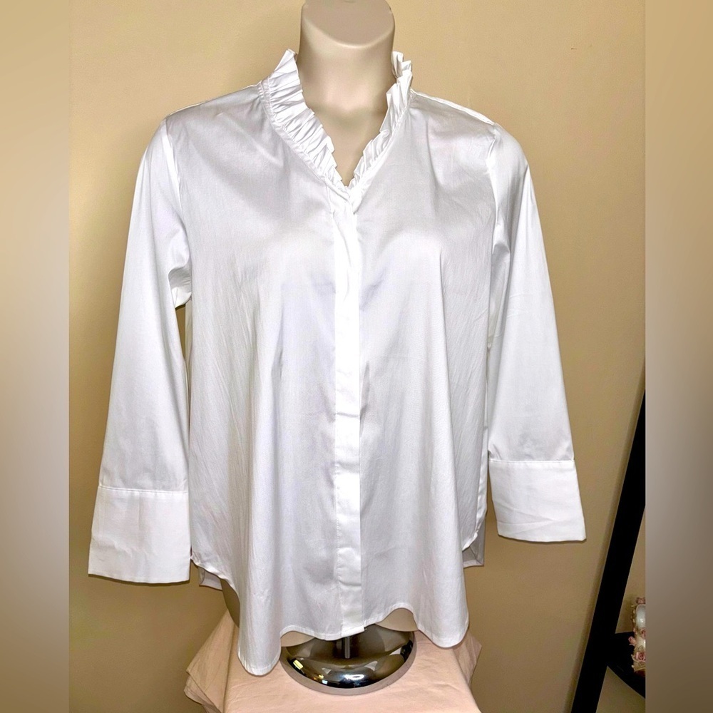 NWT Chico’s White Shirt with Ruffled Collar. Sz. Chico 3 (XL/16)